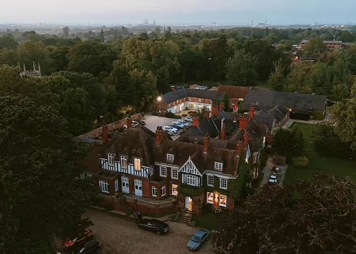 Healing Manor Hotel